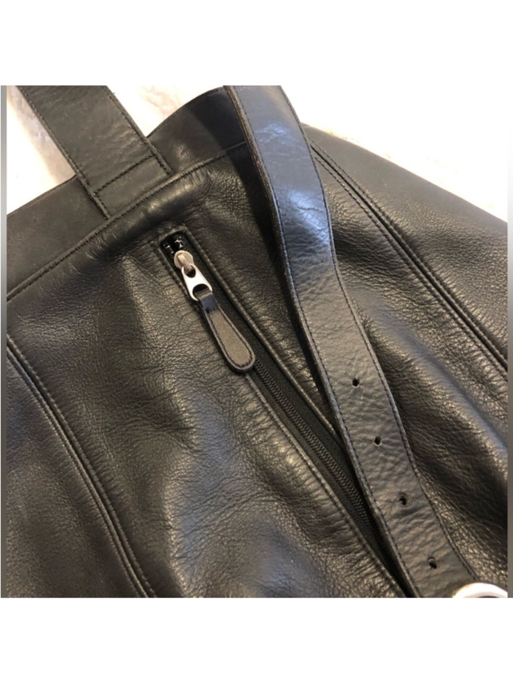 Classic Black Leather Shoulder Bag - coach - Picture 3 of 7